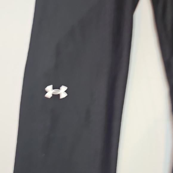 Under Armour UA Black and White Leggings Stretch Comfy - Picture 3 of 6